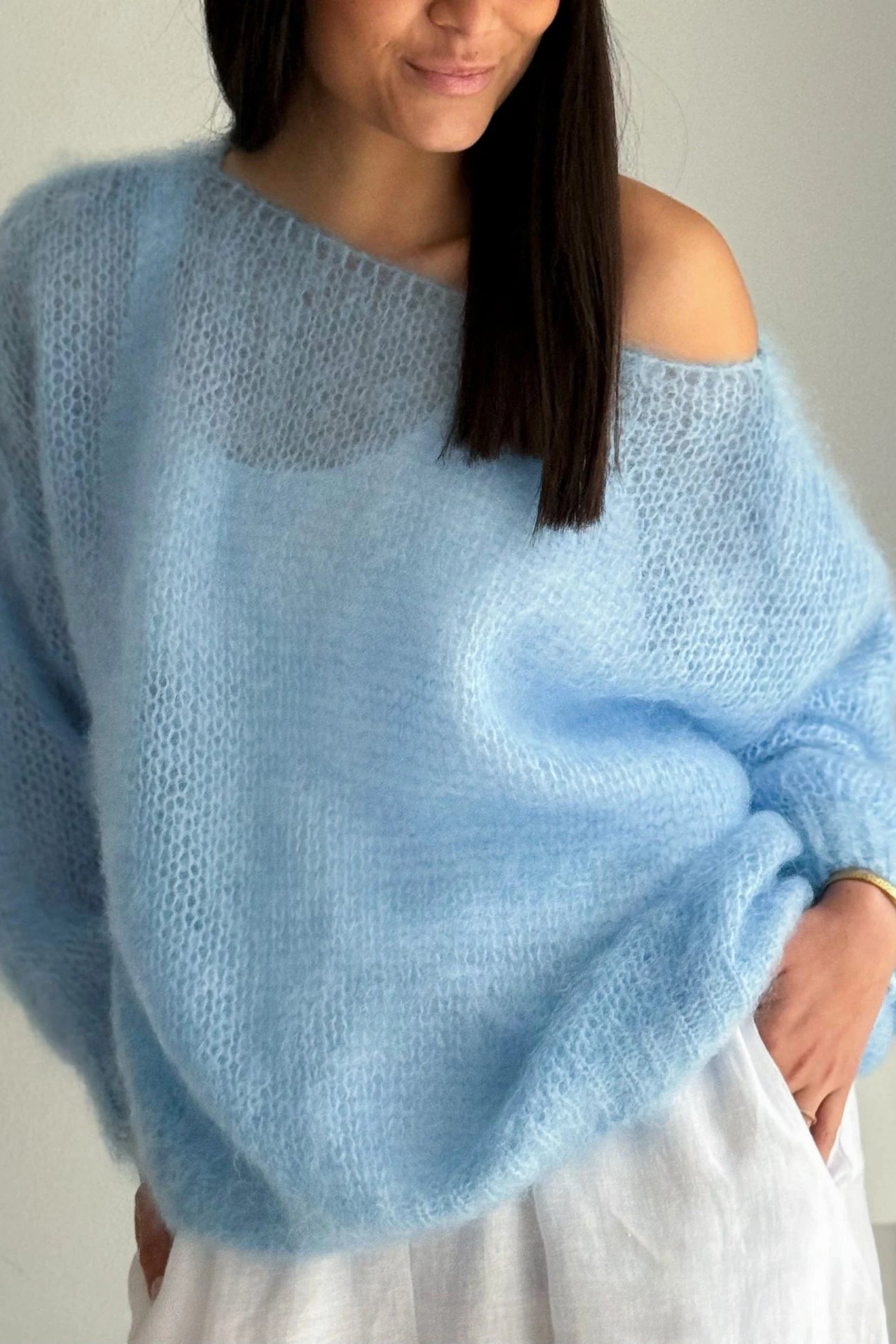 Pixor Women'S Casual Sweater   Soft  Comfortable Off Shoulder Pullover in Light Blue