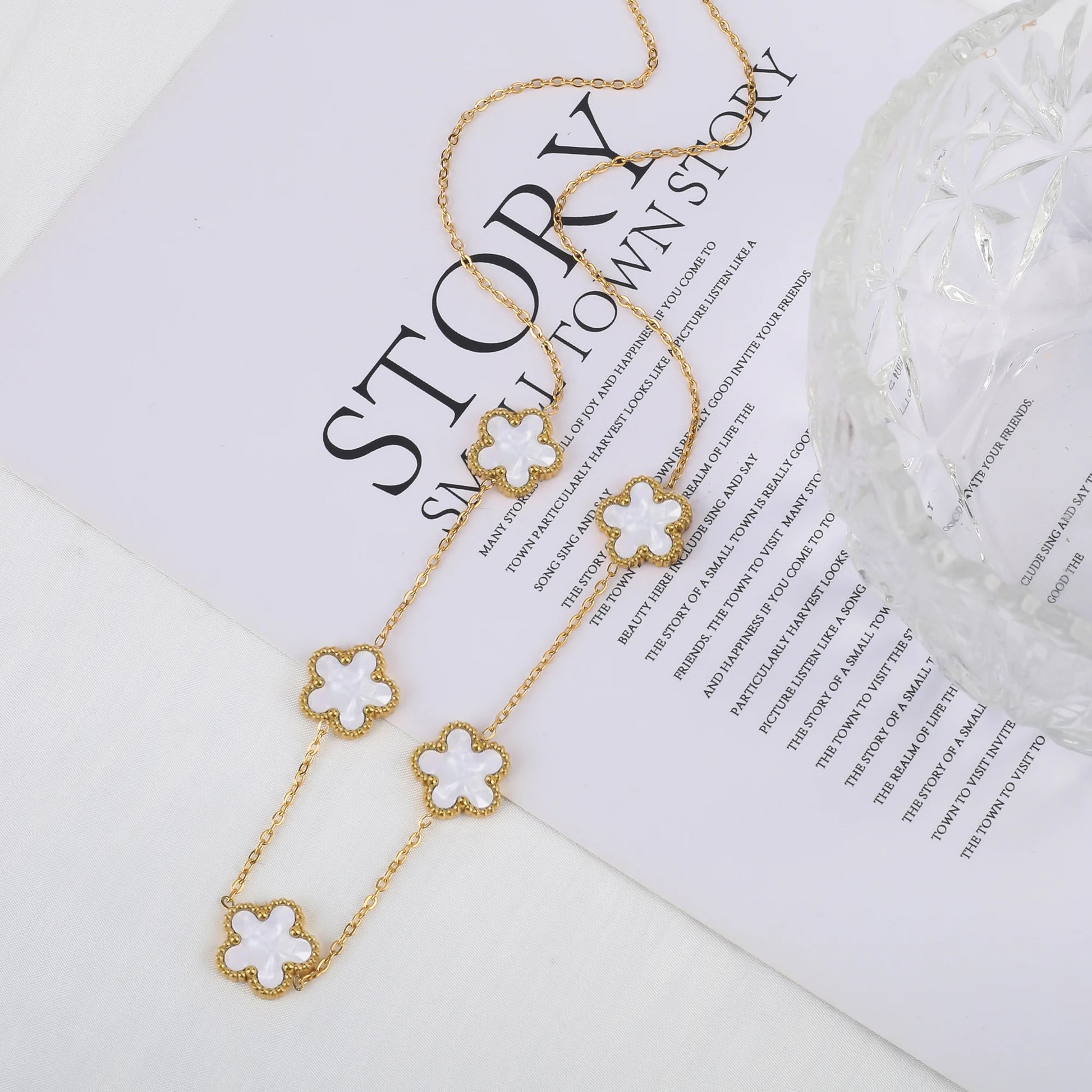 Pixor Stainless Steel Five Leaf Flower Petal Adjustable Clover Bracelet Classic for Woman