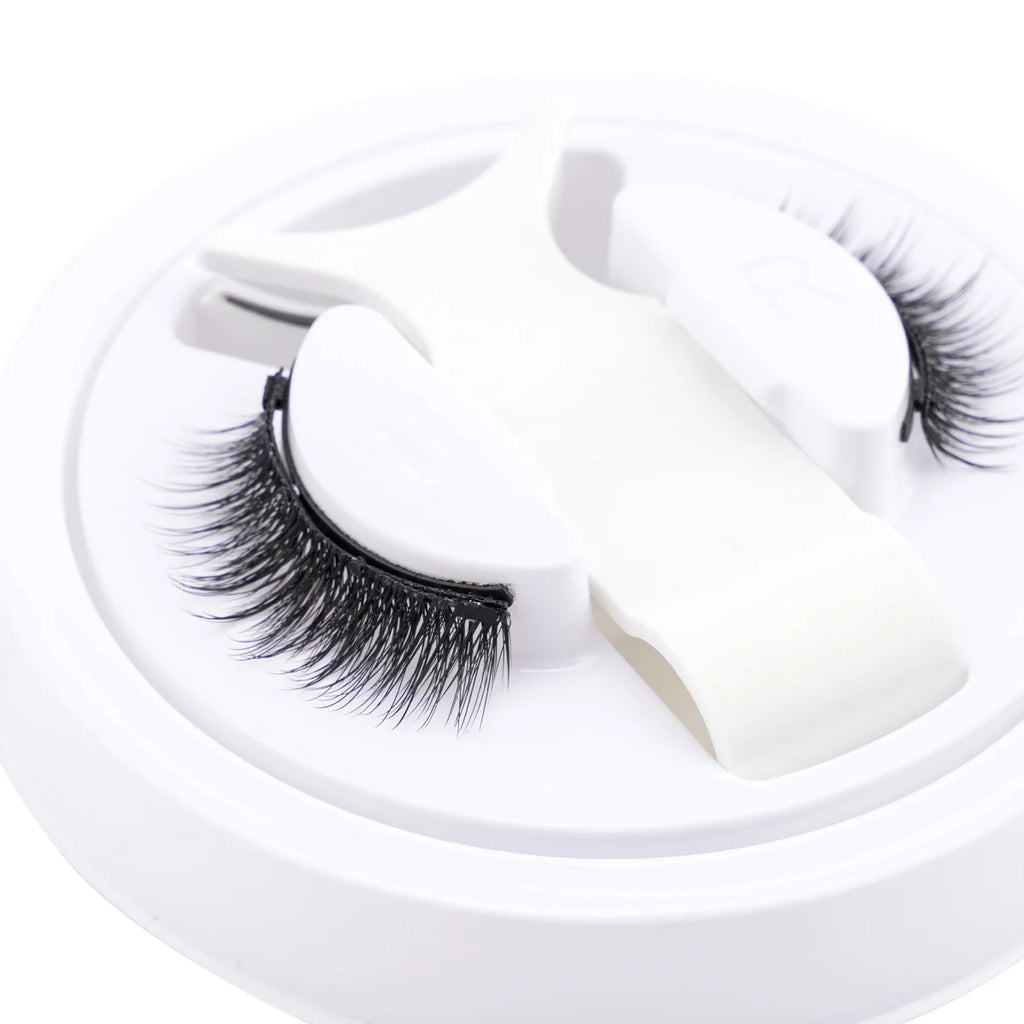 Pixor 1 Pair Magnetic Eyelashes Handmade Fluffy Faux Mink Lashes Reusable Natural False Eyelashes and Magnetic Tweezers