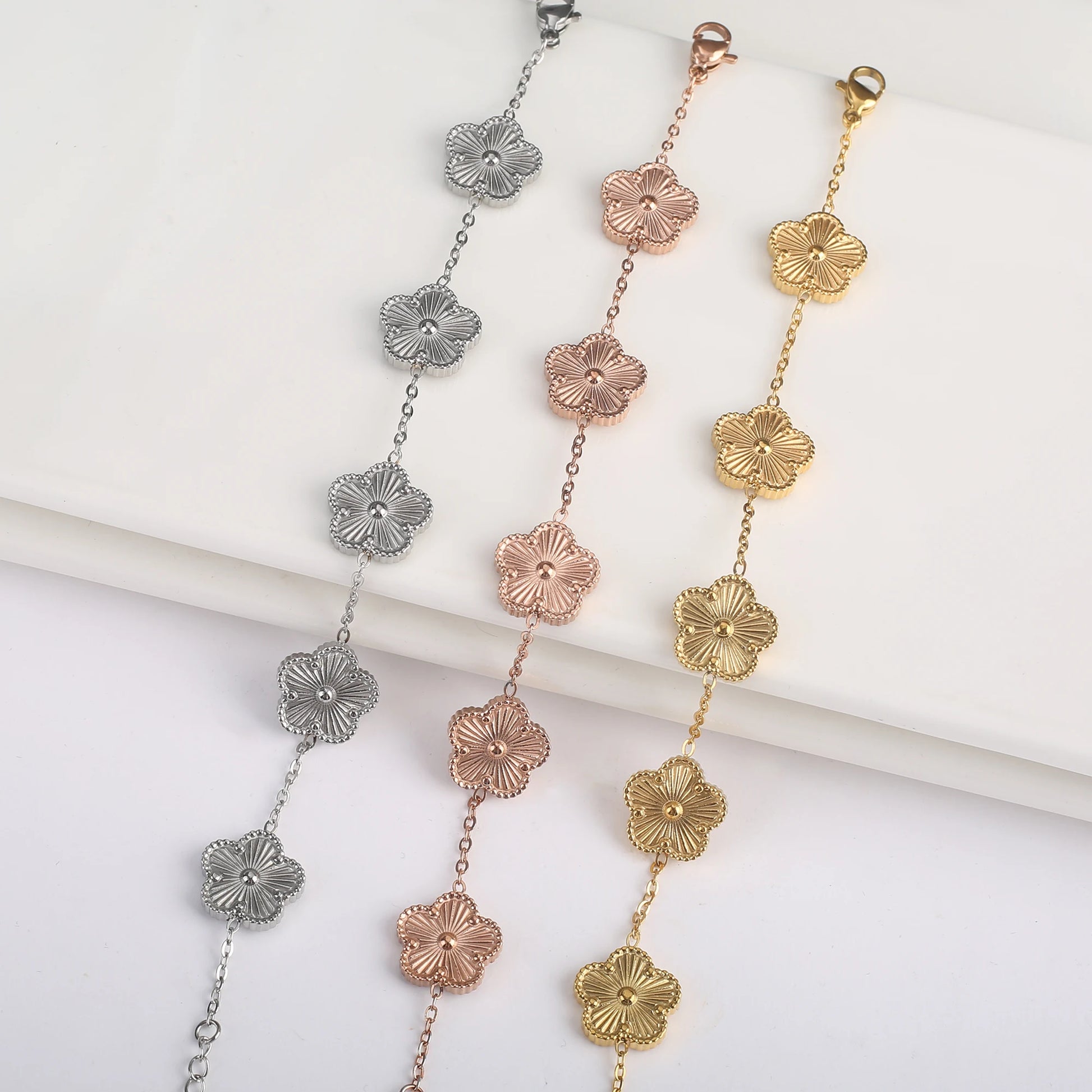 Pixor Stainless Steel Five Leaf Flower Petal Adjustable Clover Bracelet Classic for Woman