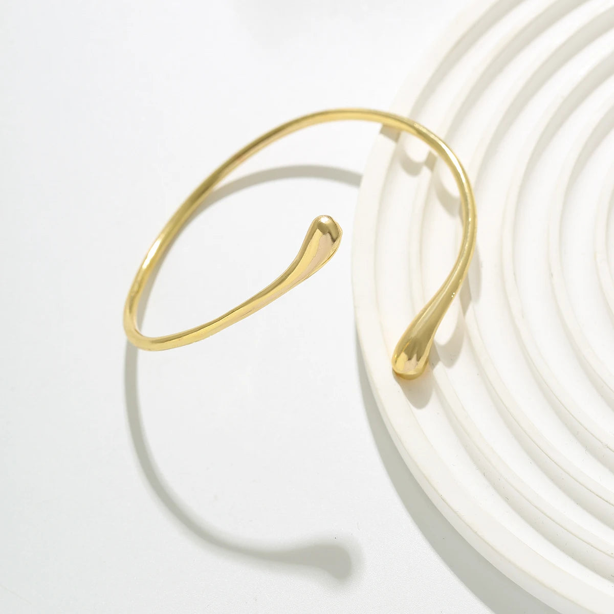 Pixor Ingemark Simple Vintage Water Drop Open Cuff Bangles for Women 2024